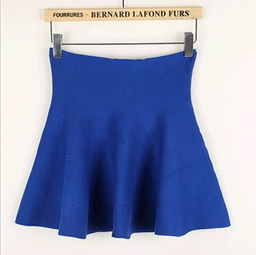 轩阁女装 优雅穿搭新风尚，加盟店与鞋帽零售的共赢之路