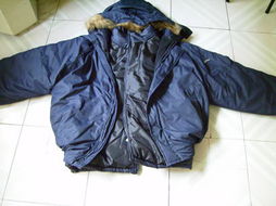 福州荣登贸易 专业从事双层羽绒服、鞋帽及童装零售与批发